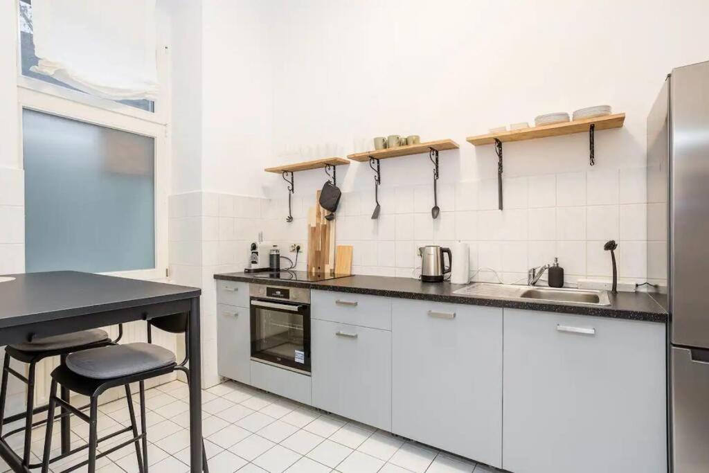 Newly Furnished Apartment For Up To 6 People Berlin Eksteriør bilde